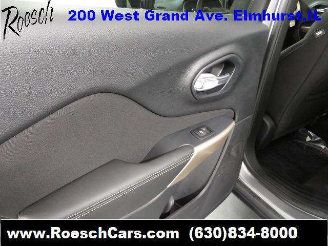 2017 Jeep Cherokee Latitude 4dr SUV